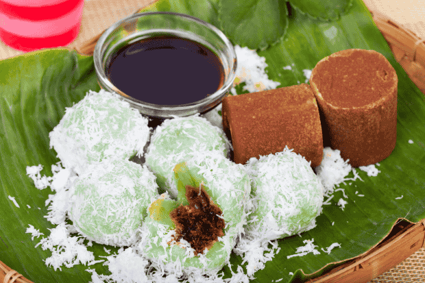 Ciri Khas Kue Klepon yang Membuatnya Mudah Dikenali
