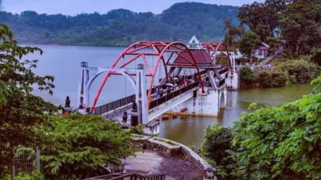 Goa Kreo Semarang Pesona Legenda dan Alam yang Terjaga