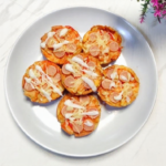 Gak punya oven pizza mini roti tawar ini cuma butuh 5 menit di teflon!