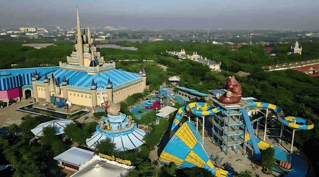 Atlantis Land Surabaya Destinasi Wisata Keluarga Penuh Warna