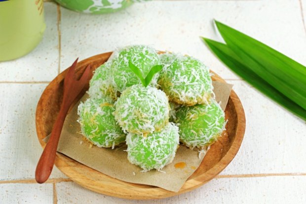 Klepon dan Cerita Kue Tradisional 