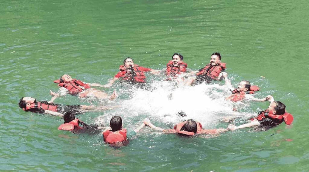 Petualangan Seru di Citumang Body Rafting