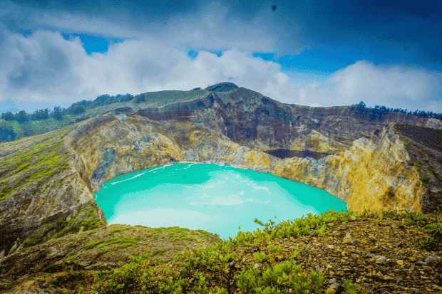 Kepercayaan dan Budaya yang Kuat di Danau Kelimutu