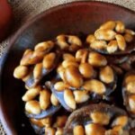 Manis dan Renyahnya Ampyang Kacang Camilan Tradisional Favorit