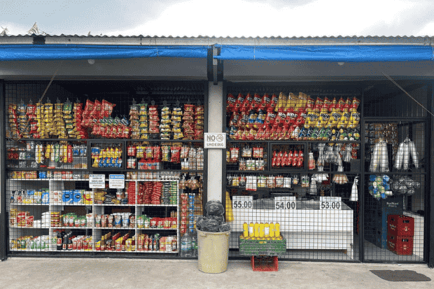 Menentukan Lokasi yang Strategis