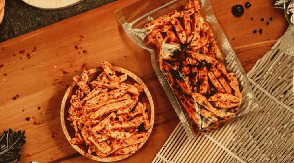 Peluang Usaha Basreng Pedas di Tengah Tren Camilan Kekinian