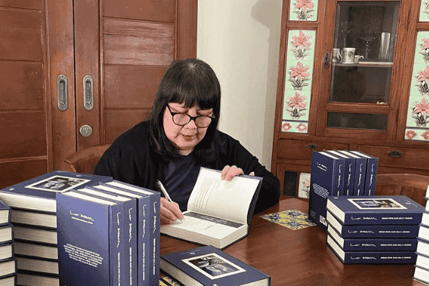 Pengaruh dan Inspirasi bagi Generasi Muda